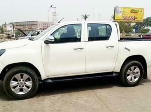 Location voiture Toyota pickup Douala