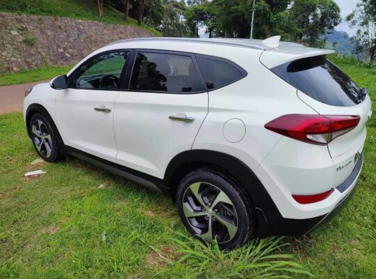 Location voiture Hyundai Tucson Douala