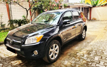 Location voiture Rav4 2010 Douala