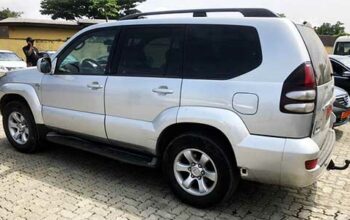 Location voiture Toyota Prado Douala