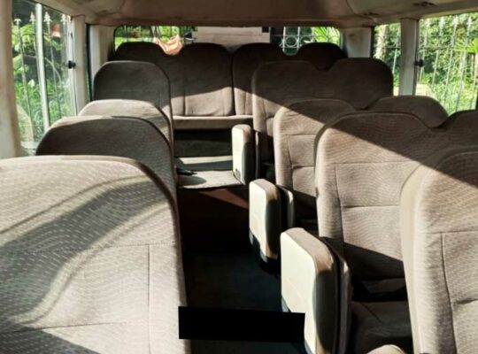 Location minibus Toyota Hiace Douala