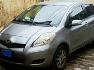 Location voiture Yaris Douala
