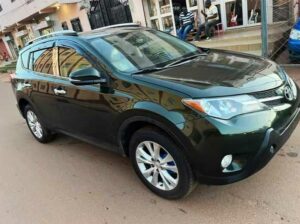 Location voiture RAV4 2016 Douala