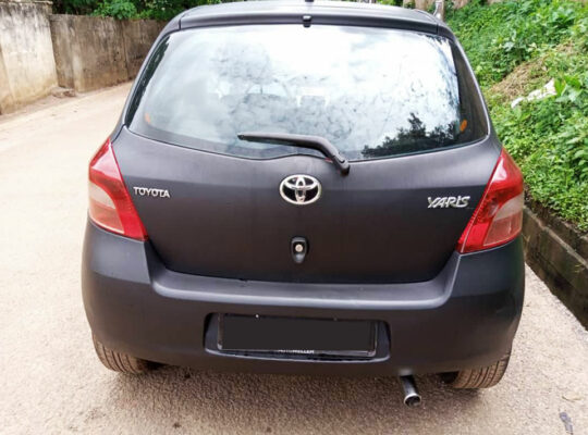 Location voiture Yaris Douala