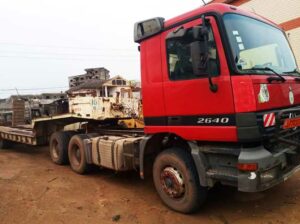 Location camion porte engin Douala