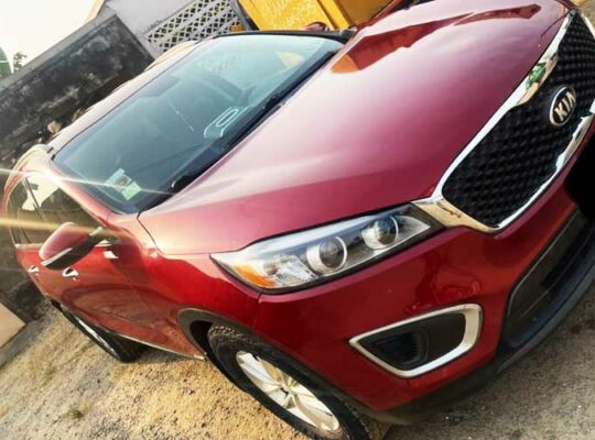 Location voiture KIA 2017 Douala