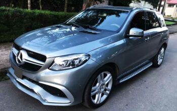 Location voiture Mercedes ML 350 BlueTEC Douala