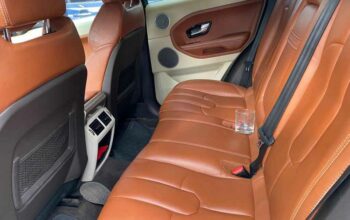 Location voiture Range Rover Evoque Douala