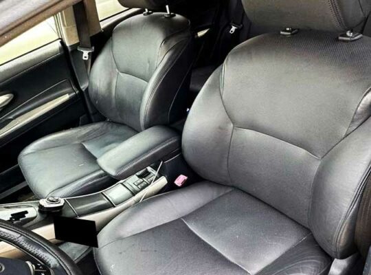Location voiture compacte Douala