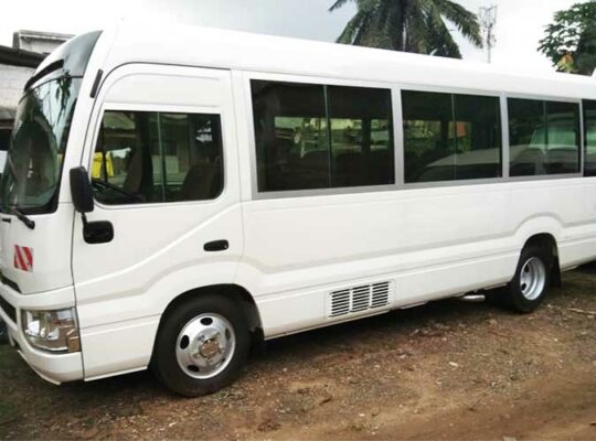 Location mini bus à Douala