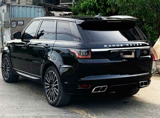 Location voiture Range Rover Sport Douala