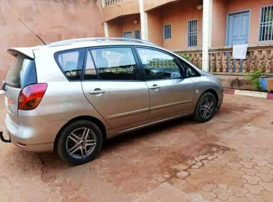 Location voiture Berline Douala
